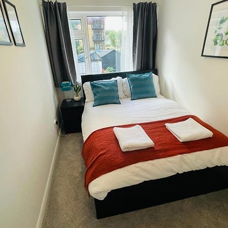 Enfield Chase Apartment Kültér fotó