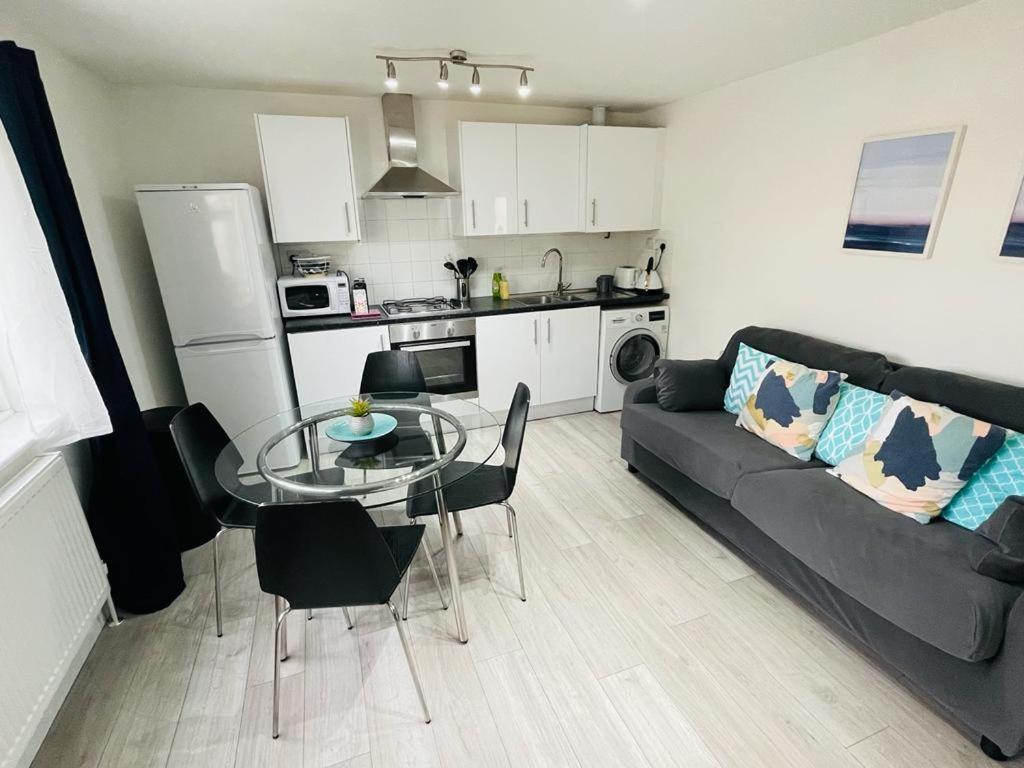 Enfield Chase Apartment Kültér fotó